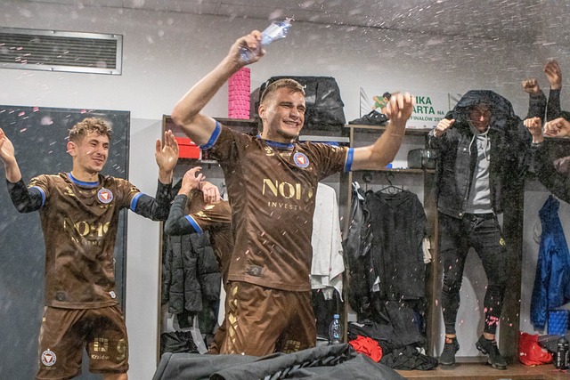 赛季中进一 赛季中进一